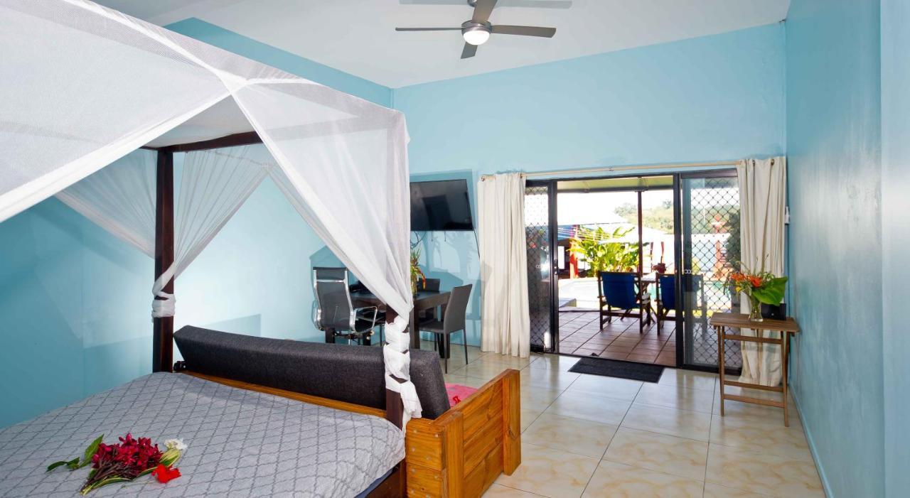 Retreat Seaside Hostel พอร์ตวิลา ภายนอก รูปภาพ