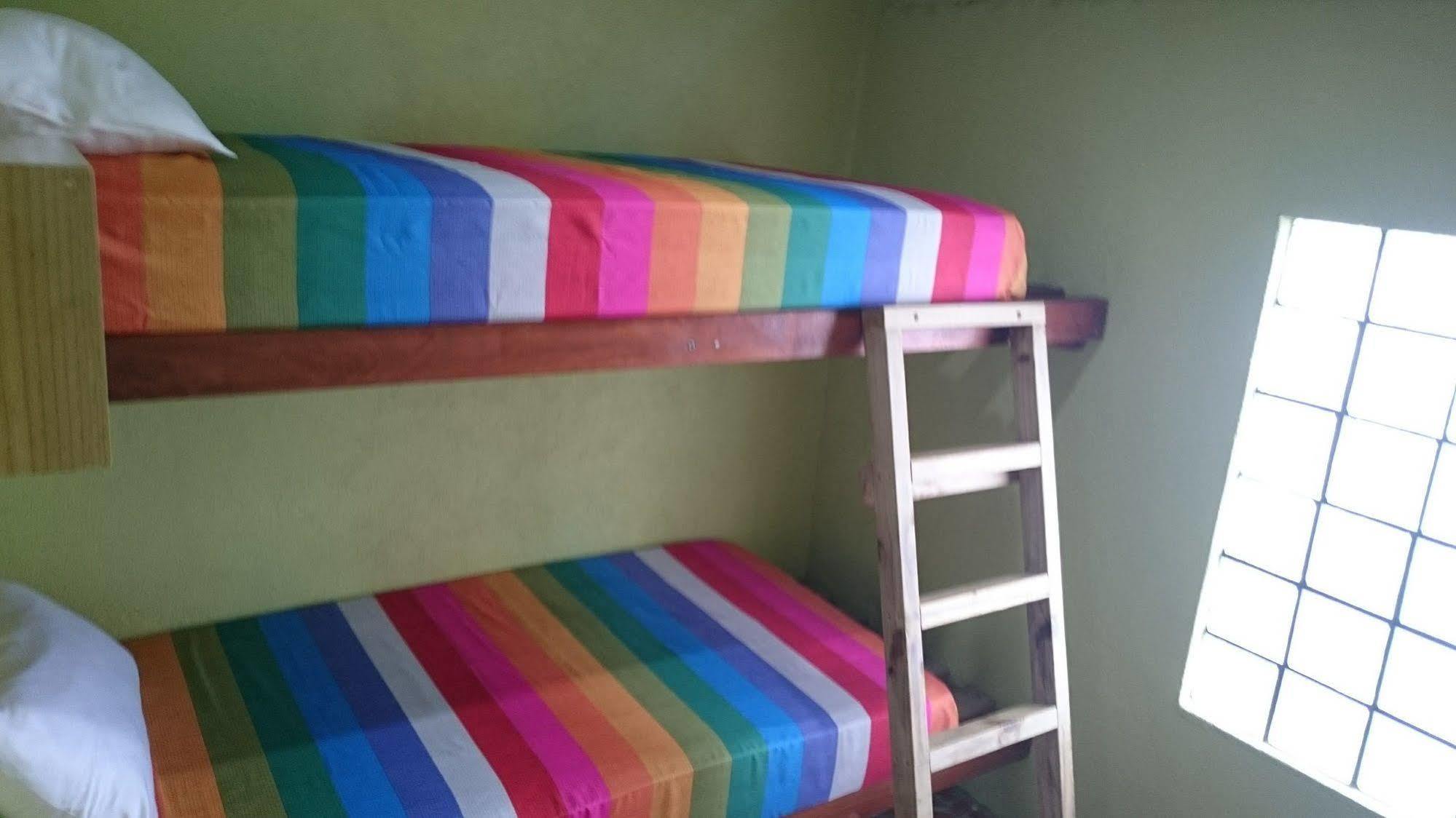 Retreat Seaside Hostel พอร์ตวิลา ภายนอก รูปภาพ