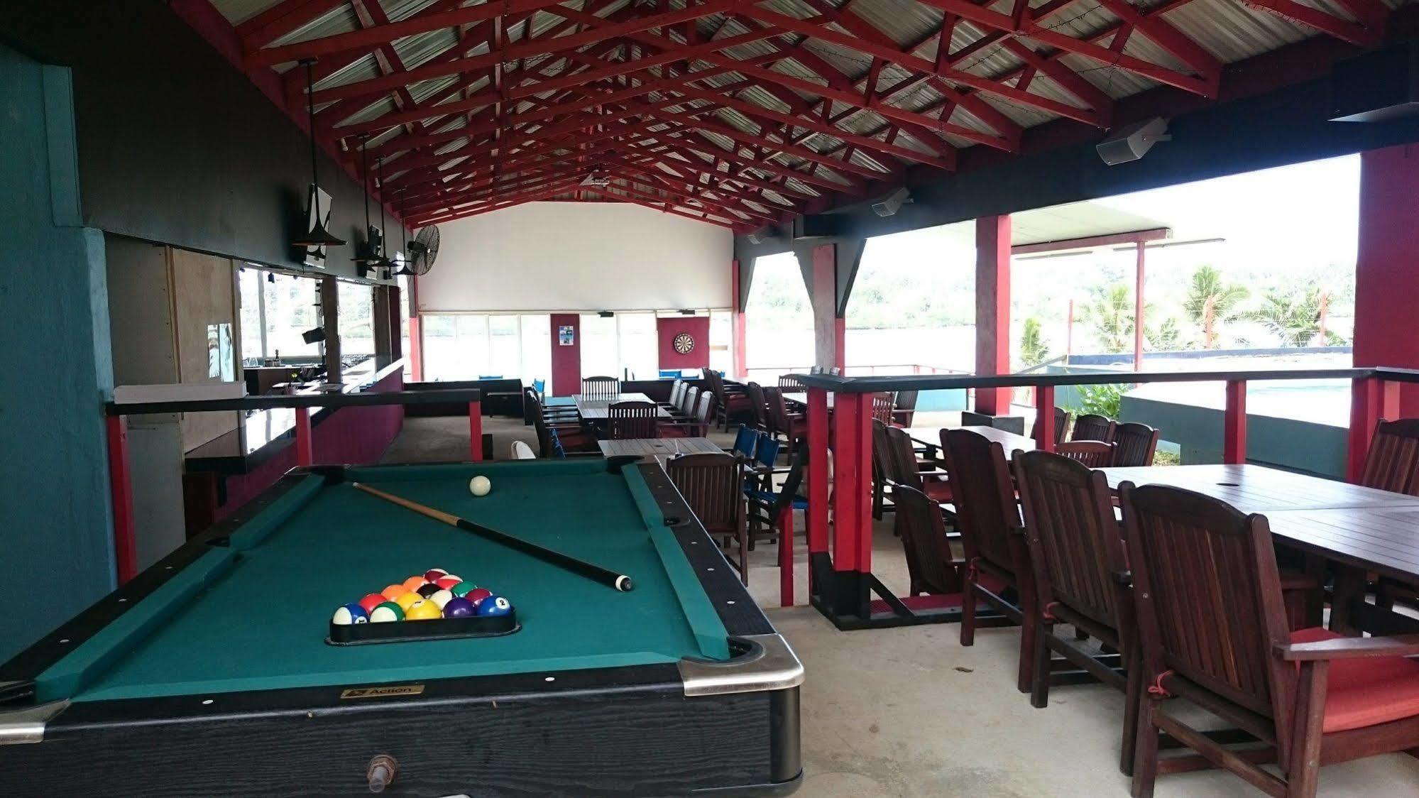 Retreat Seaside Hostel พอร์ตวิลา ภายนอก รูปภาพ